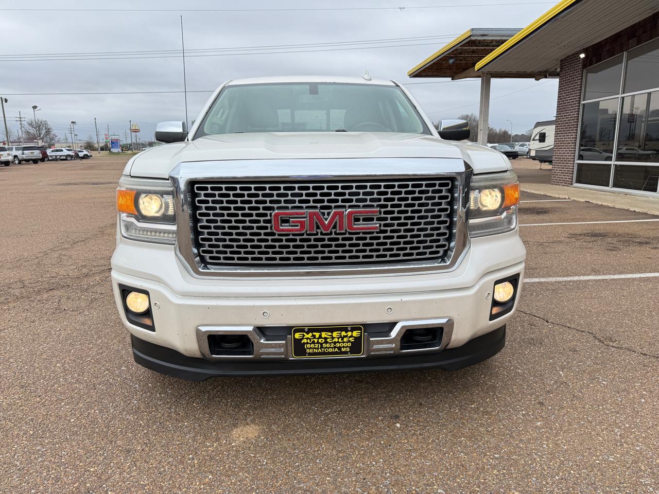 GMC Sierra 1500 Denali Crew Cab Short Box 4WD 2015