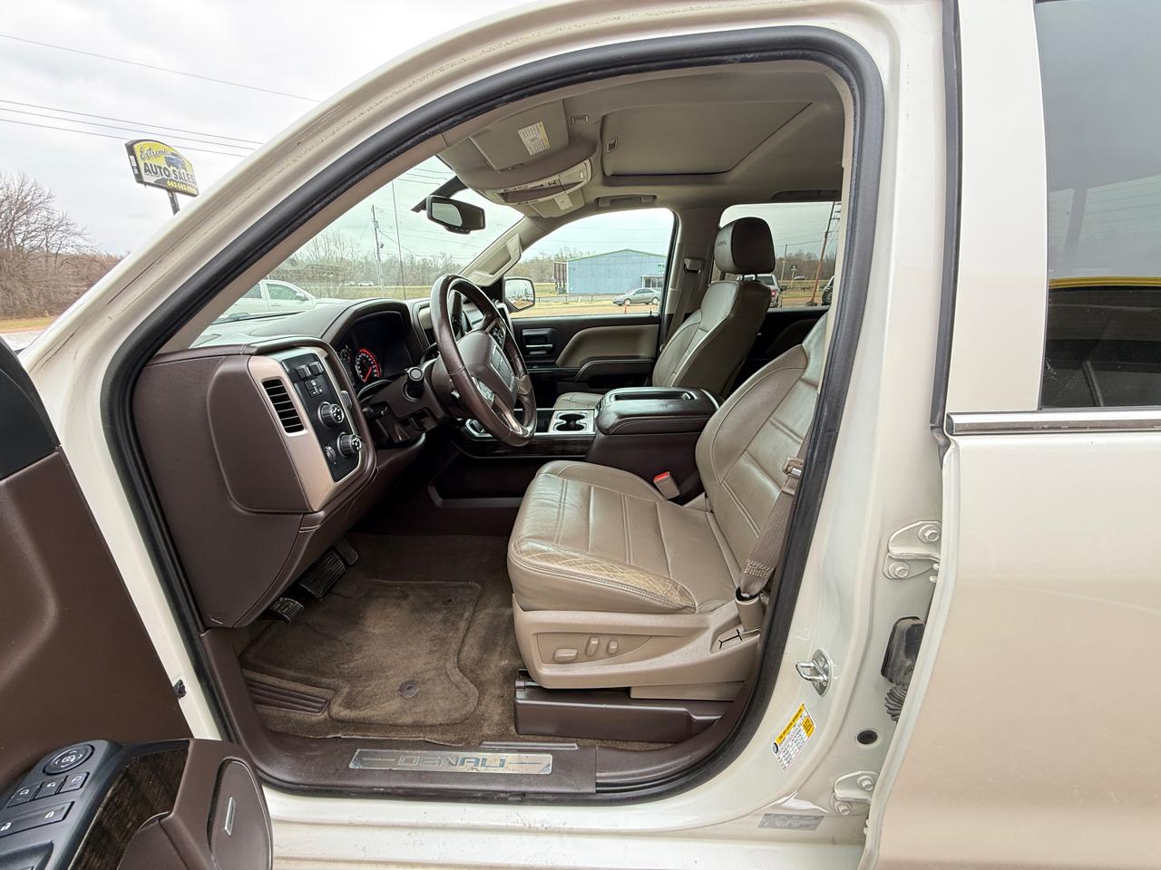 GMC Sierra 1500 Denali Crew Cab Short Box 4WD 2015