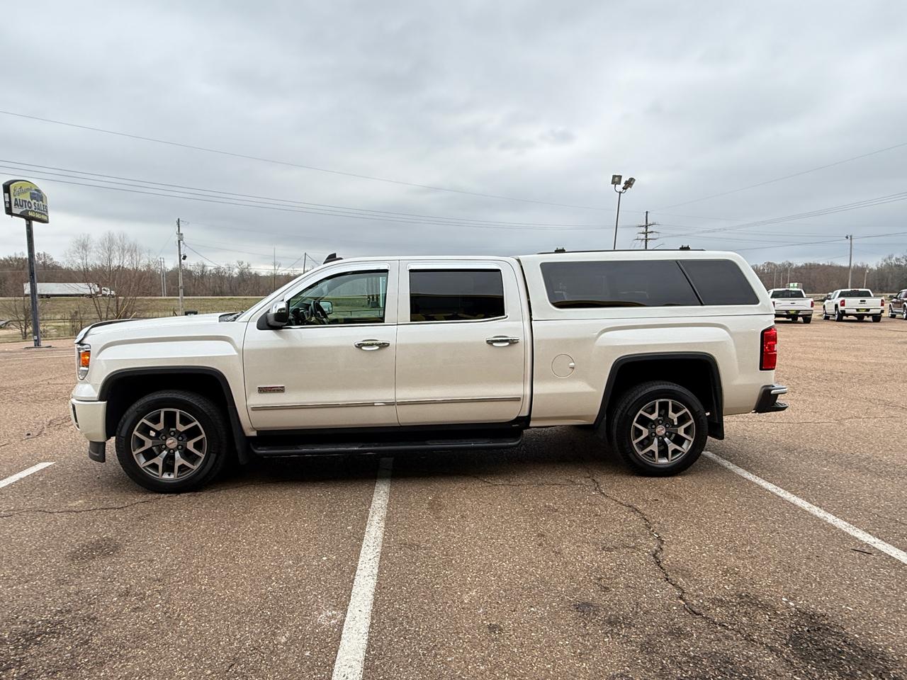 GMC Sierra 1500 SLT Crew Cab Short Box 4WD 2015