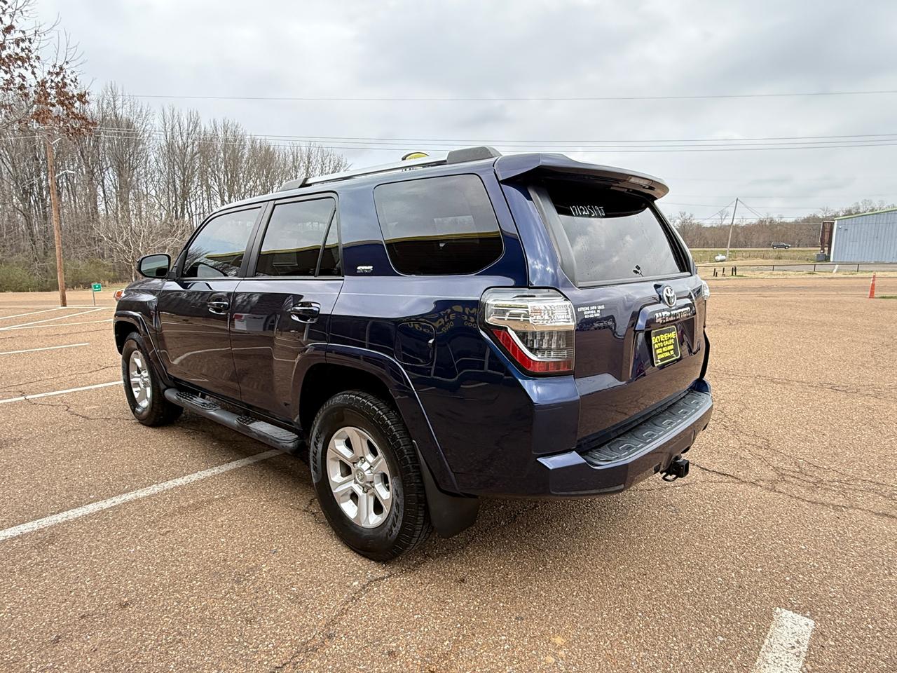 Toyota 4Runner SR5 2WD 2019