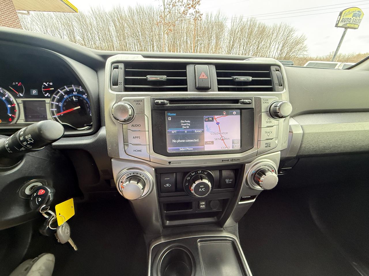 Toyota 4Runner SR5 2WD 2019