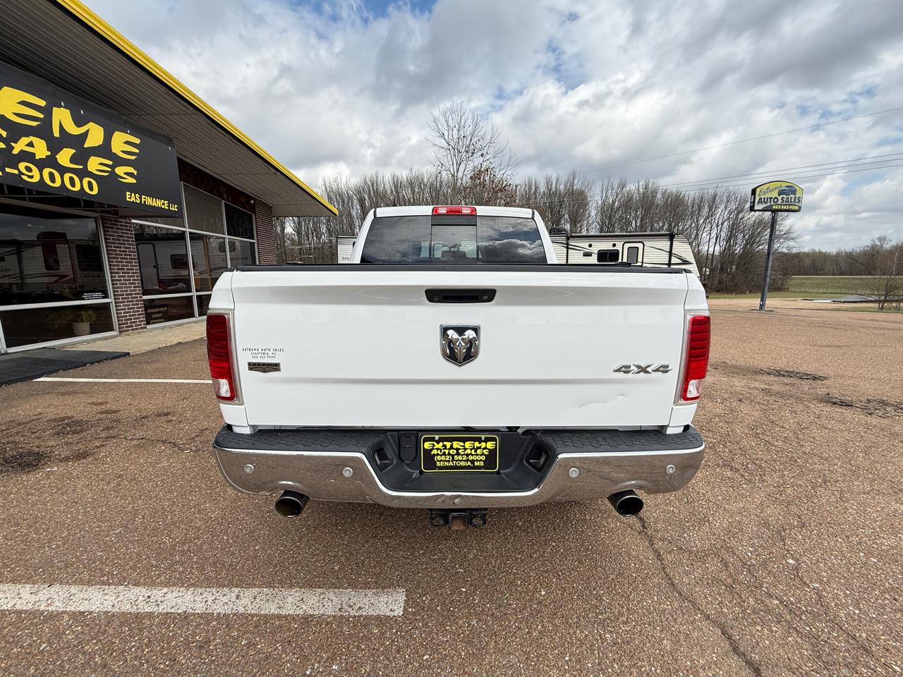 RAM 1500 Laramie Crew Cab SWB 4WD 2016