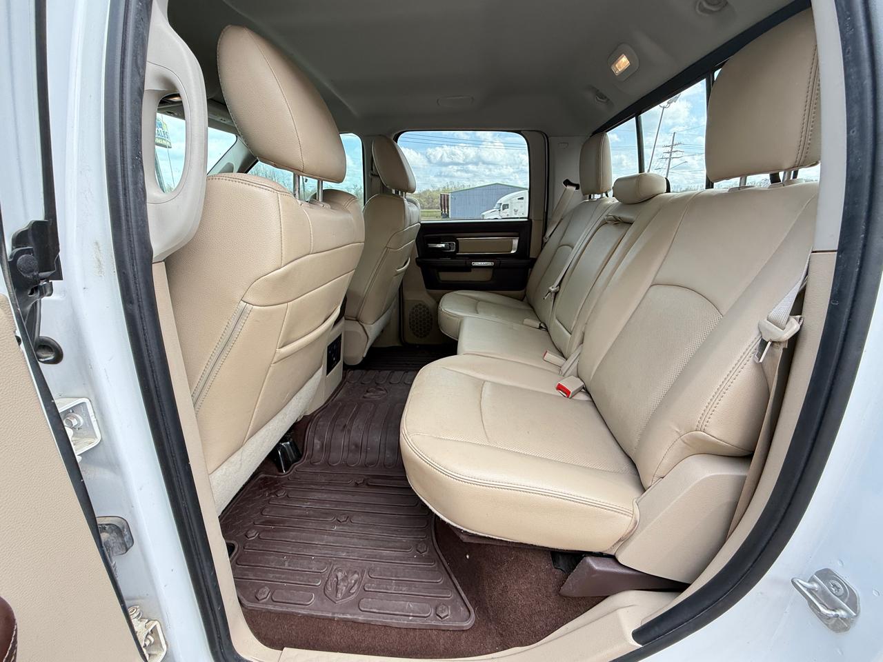 RAM 1500 Laramie Crew Cab SWB 4WD 2016