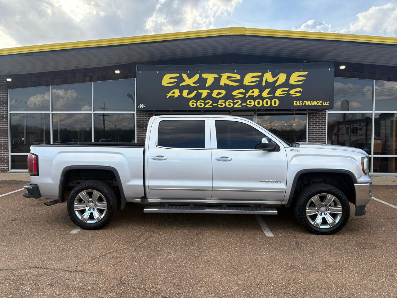 2018 GMC Sierra 1500 SLT Crew Cab Short Box 4WD