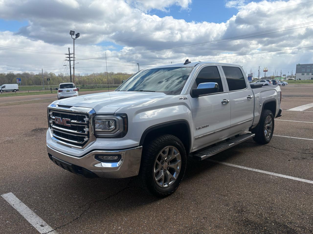 GMC Sierra 1500 SLT Crew Cab Short Box 4WD 2018