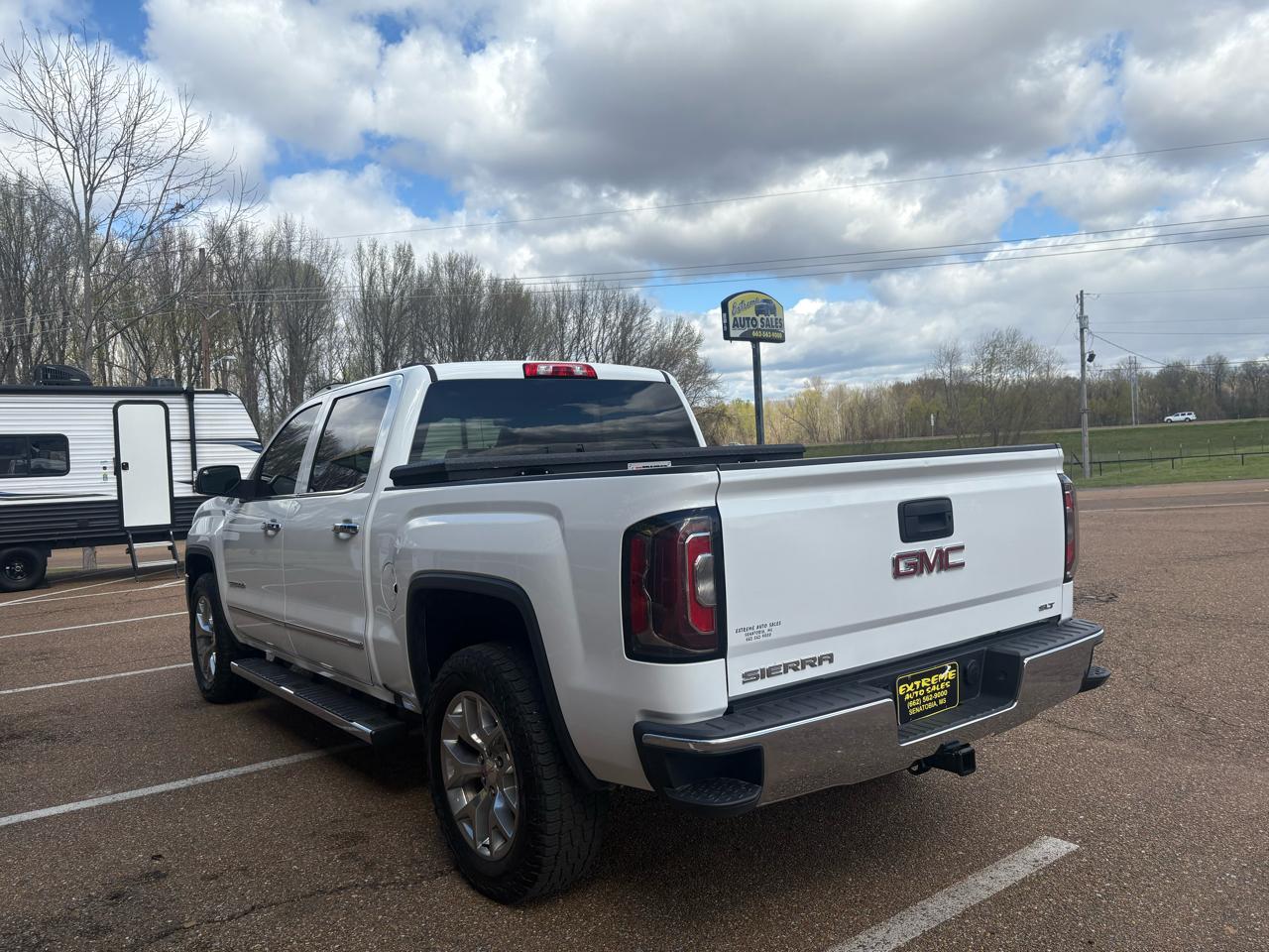 GMC Sierra 1500 SLT Crew Cab Short Box 4WD 2018
