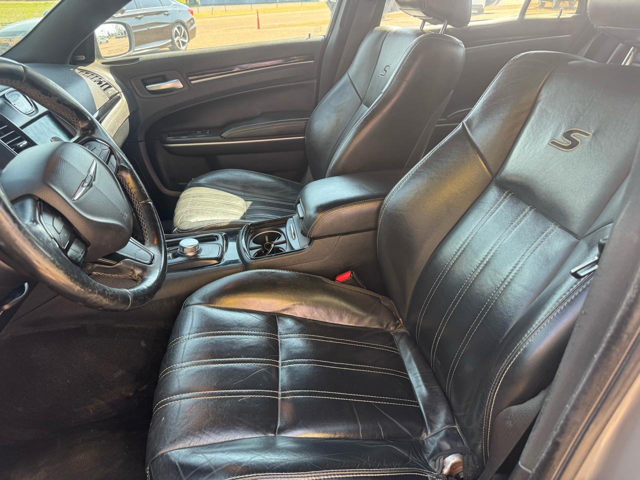 Chrysler 300 S V6 RWD 2019