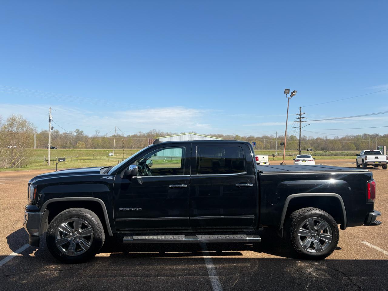 GMC Sierra 1500 SLT Crew Cab Short Box 4WD 2018