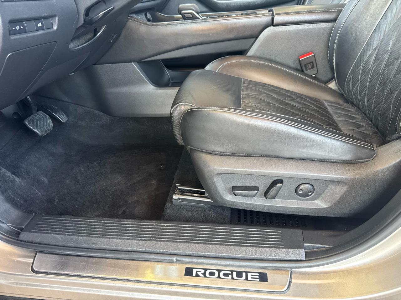 Nissan Rogue Platinum AWD 2022