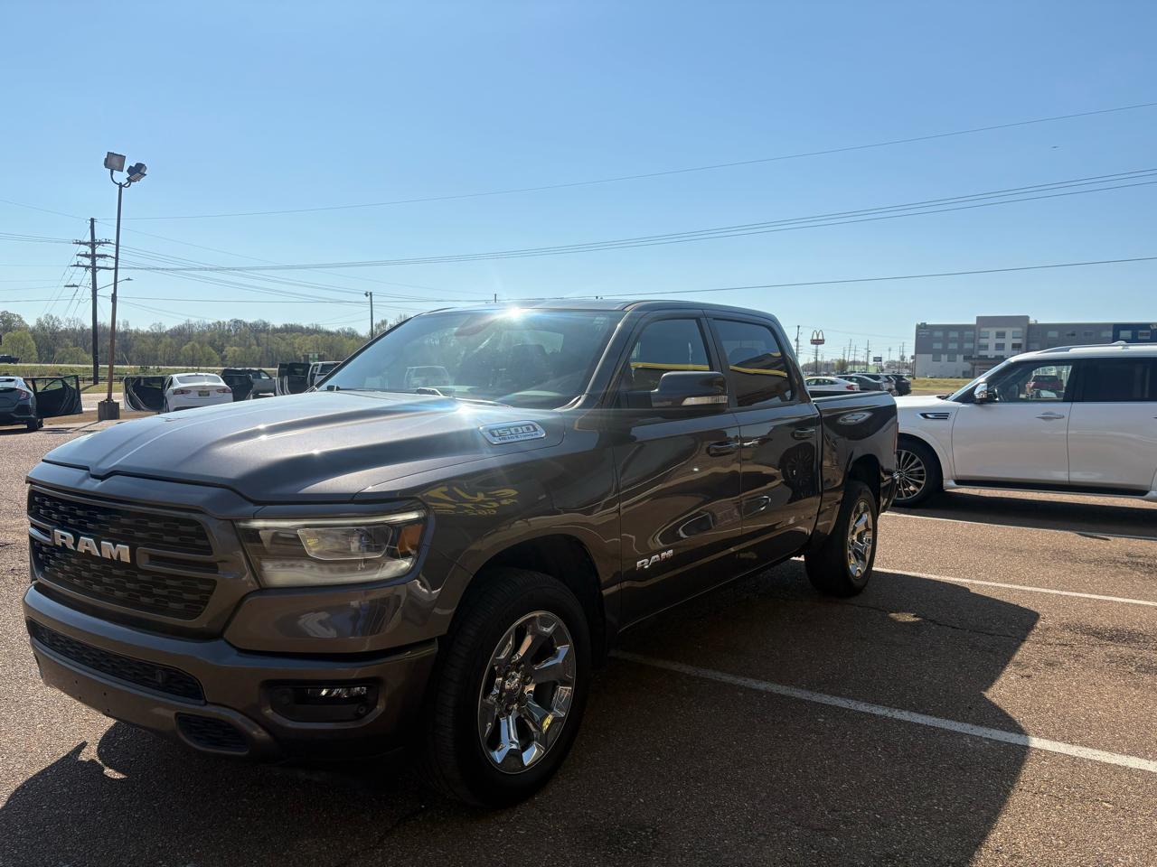 RAM 1500 Big Horn Crew Cab SWB 4WD 2022
