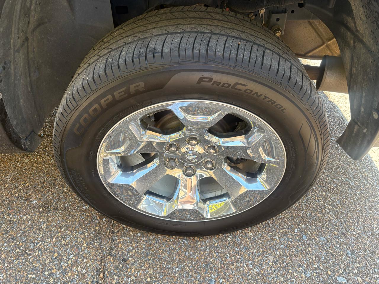 RAM 1500 Big Horn Crew Cab SWB 4WD 2022