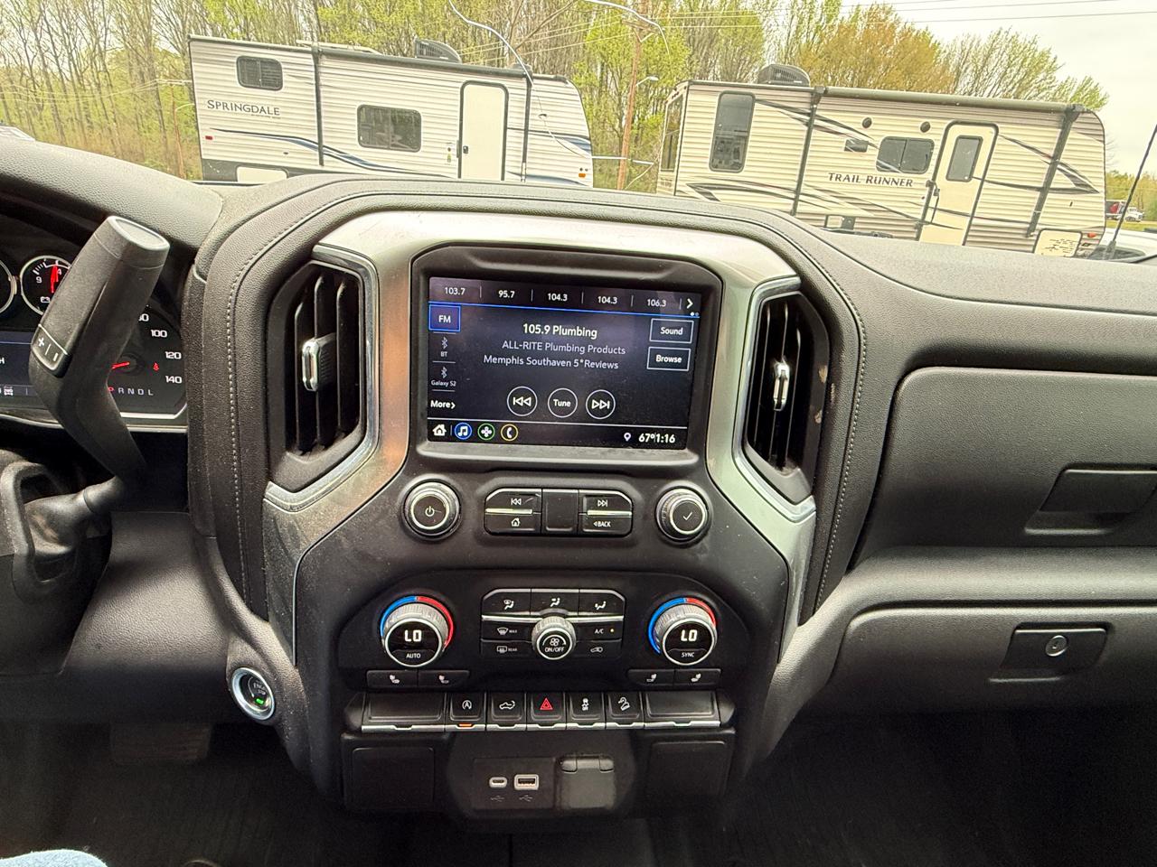 Chevrolet Silverado 1500 RST Crew Cab Long Box 4WD 2020