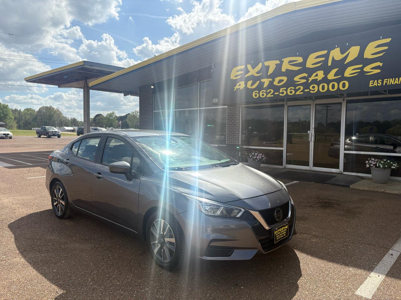 Nissan Versa SV 2021