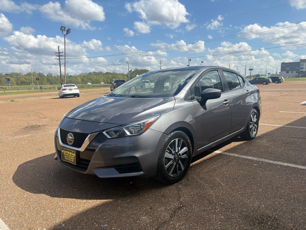 Nissan Versa SV 2021