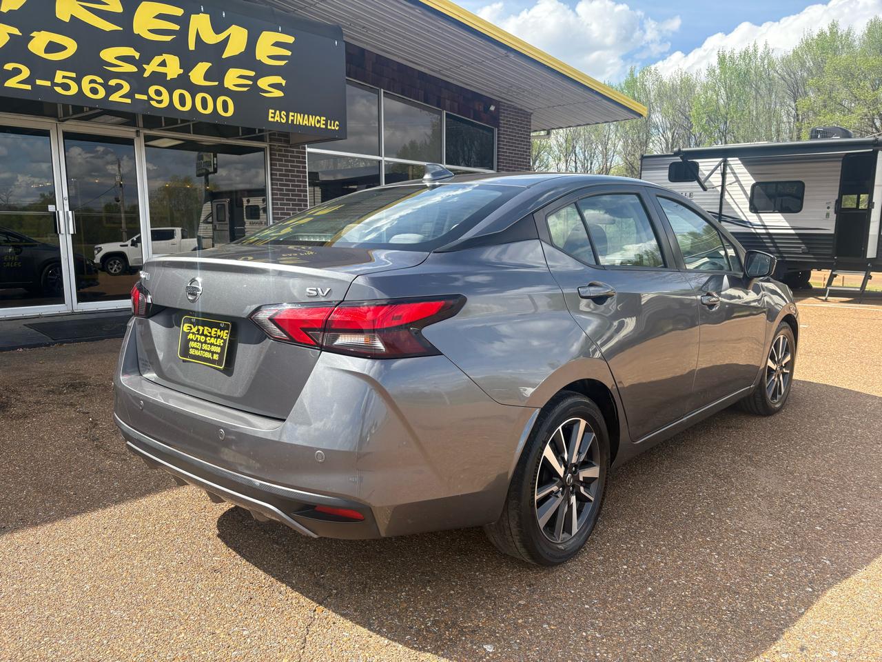 Nissan Versa SV 2021