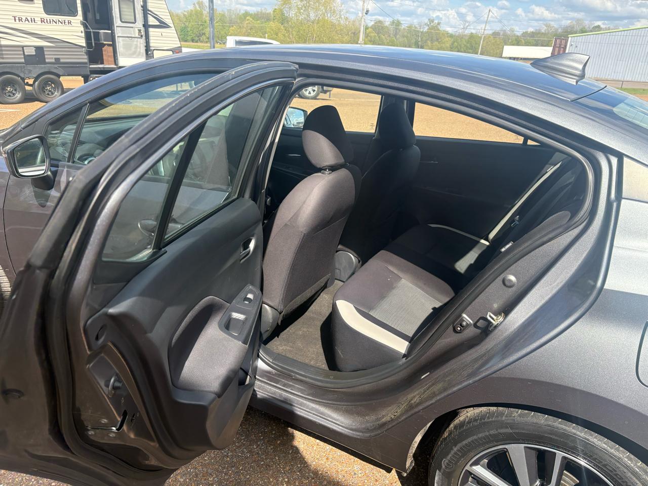 Nissan Versa SV 2021