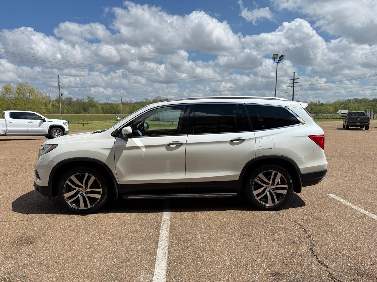 Honda Pilot Touring 2WD 2017