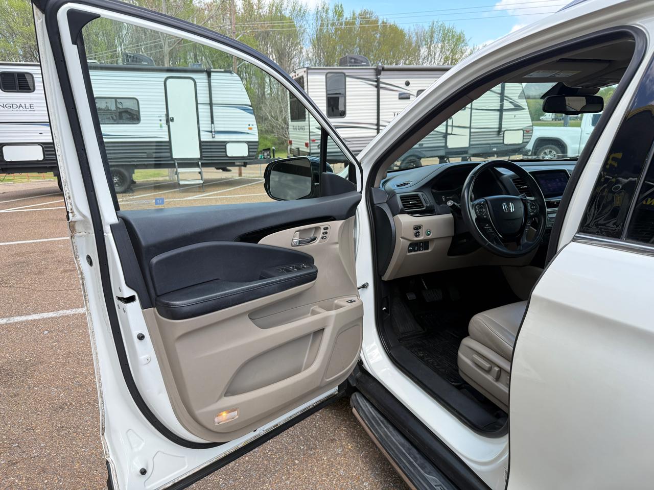 Honda Pilot Touring 2WD 2017