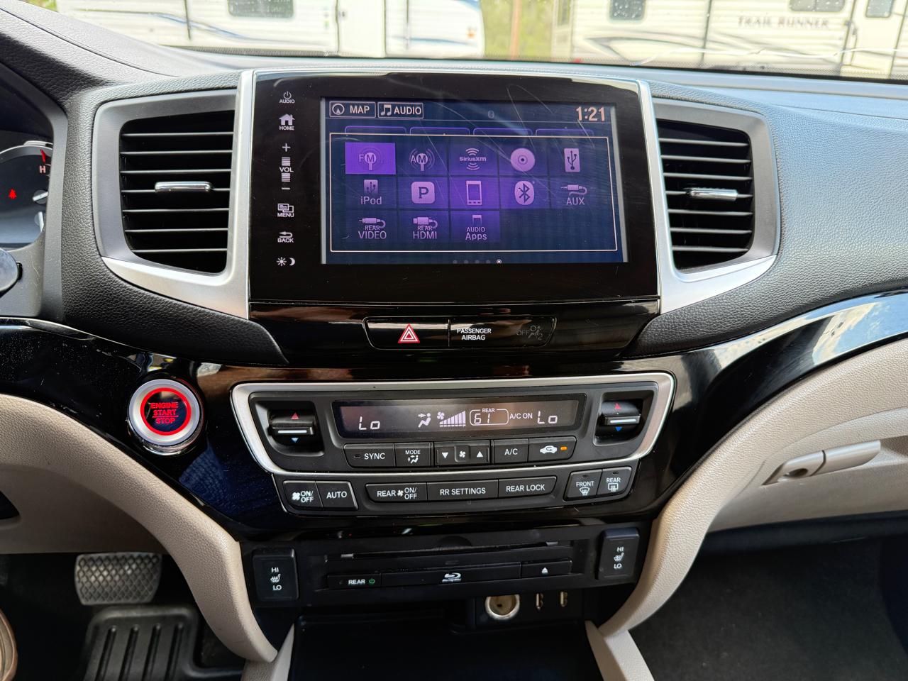 Honda Pilot Touring 2WD 2017