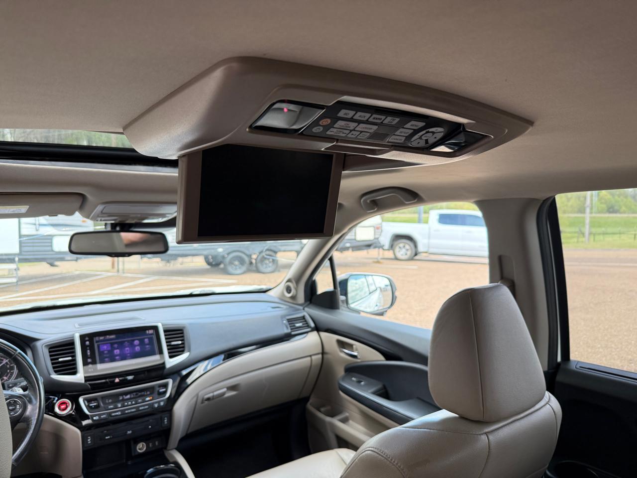 Honda Pilot Touring 2WD 2017