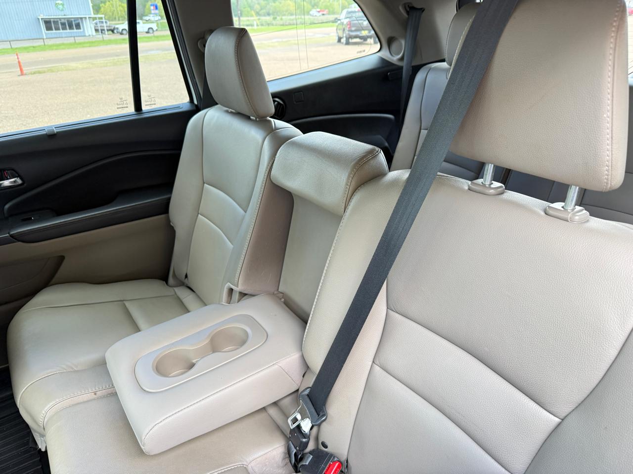 Honda Pilot Touring 2WD 2017