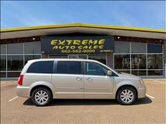2015 Chrysler Town & Country 