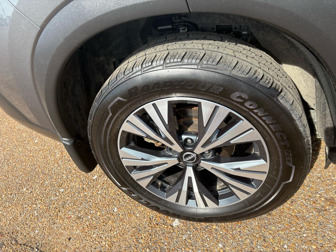 Nissan Rogue SV AWD 2023