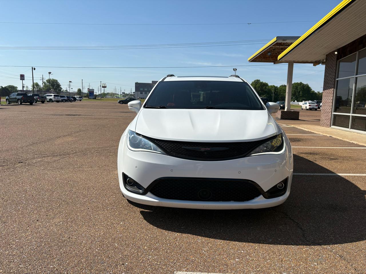Chrysler Pacifica Limited 2020