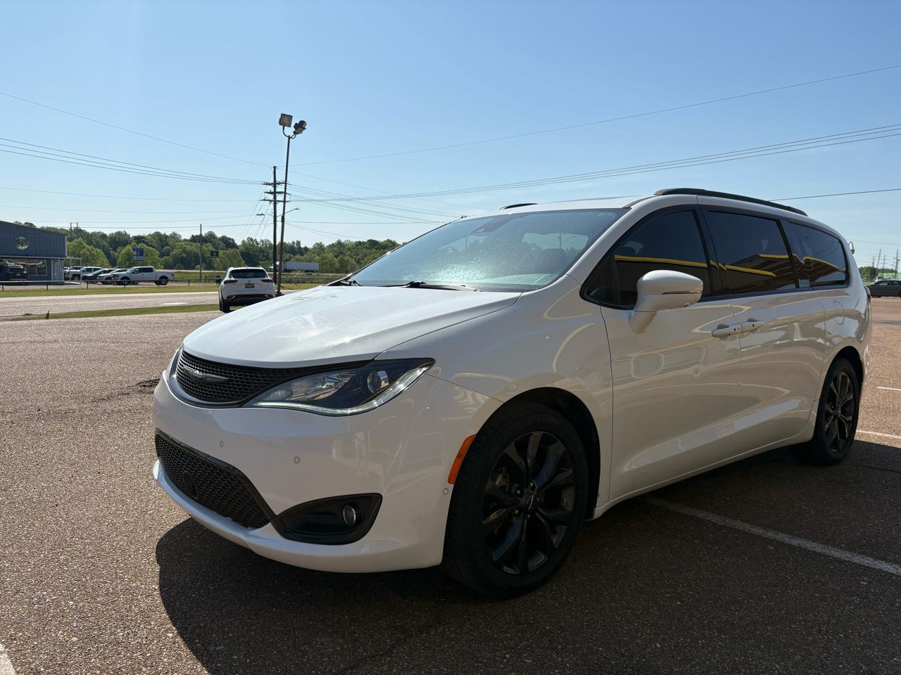 Chrysler Pacifica Limited 2020