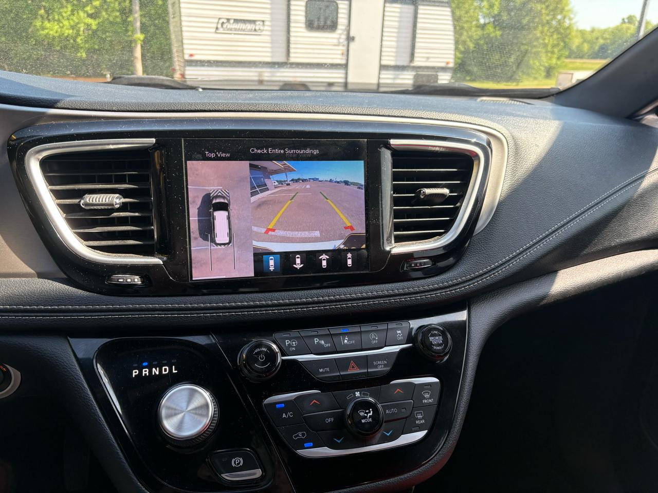 Chrysler Pacifica Limited 2020