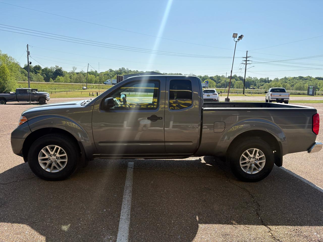 Nissan Frontier SV King Cab 5AT 4WD 2018