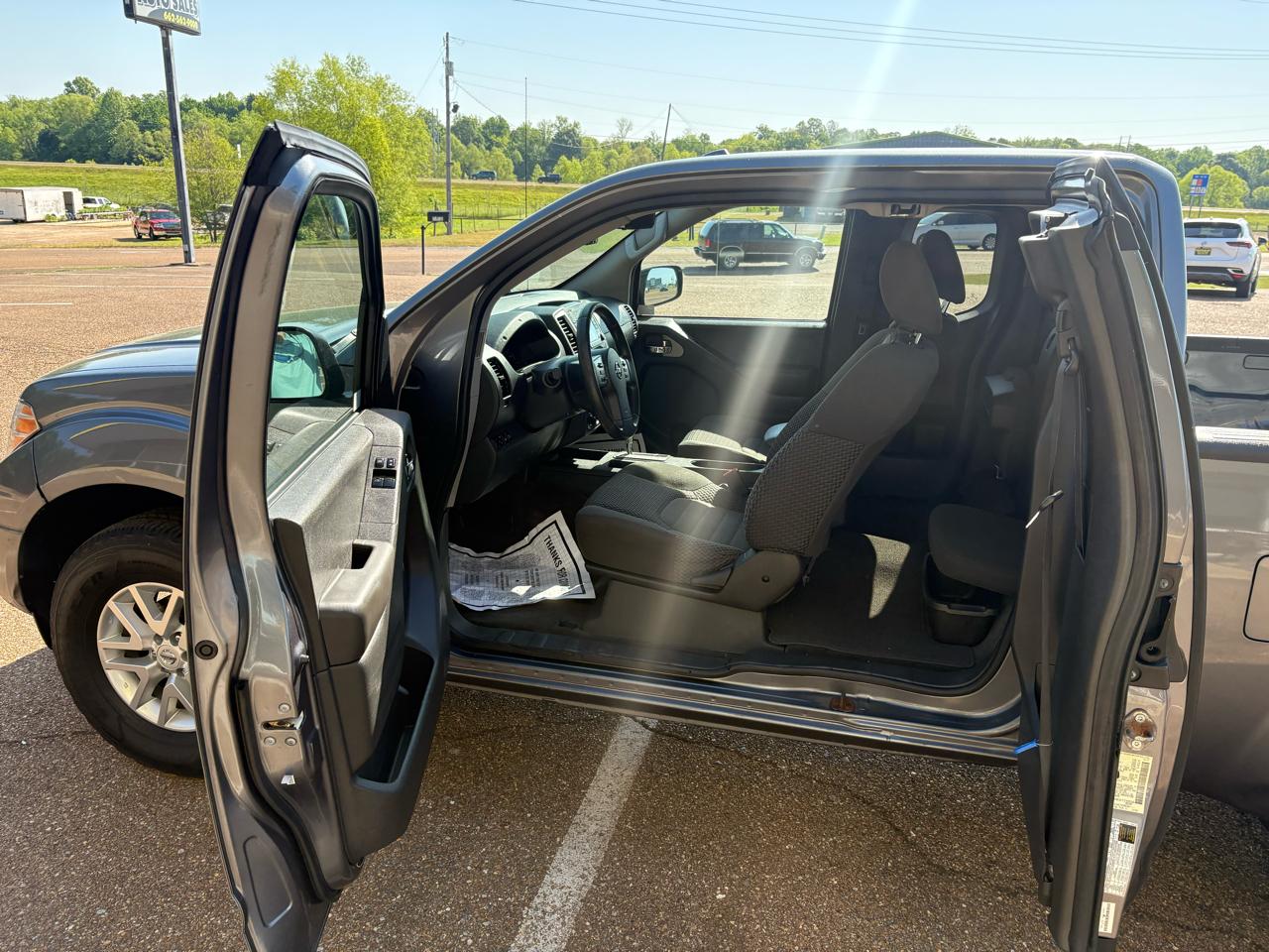 Nissan Frontier SV King Cab 5AT 4WD 2018