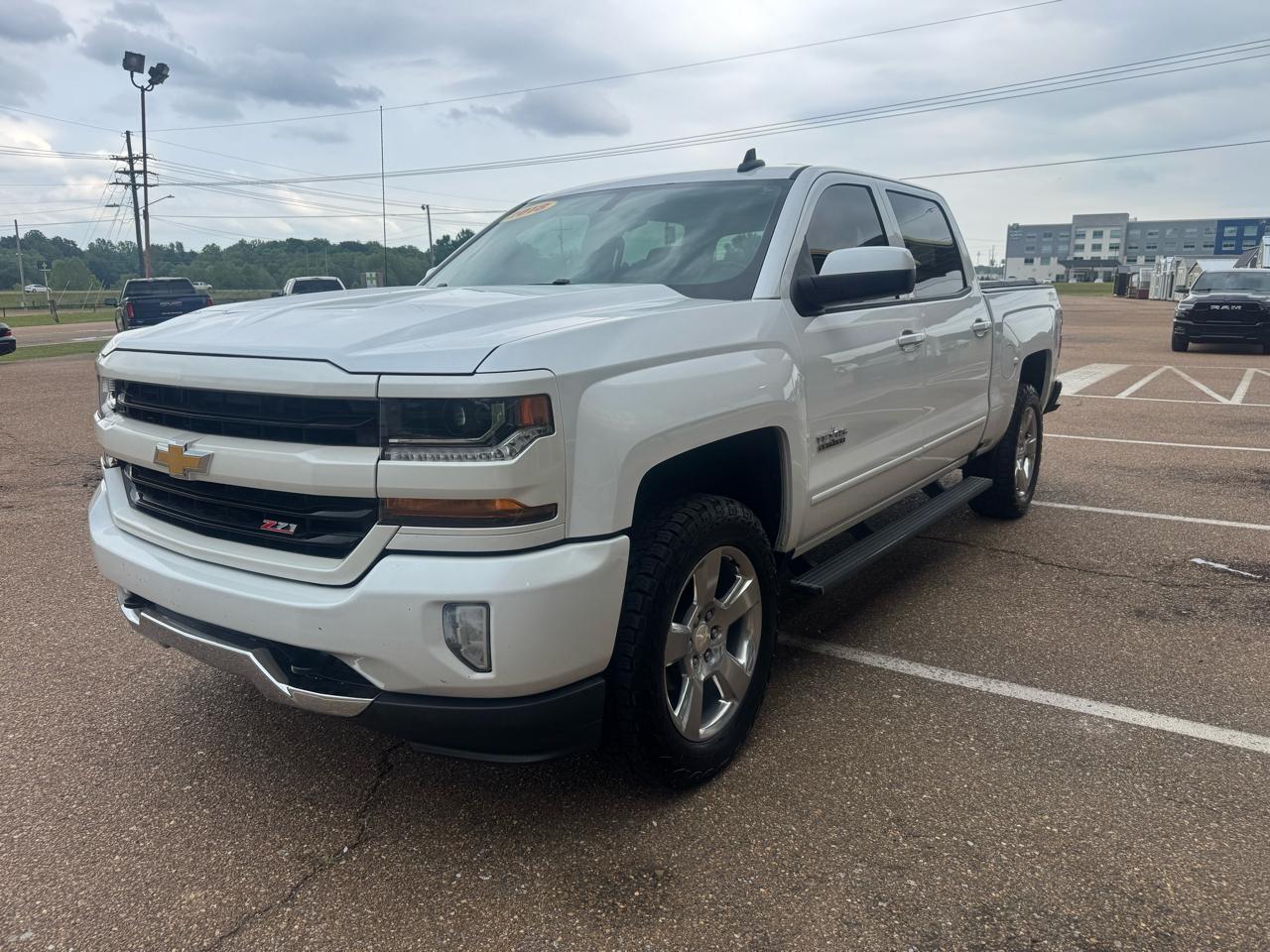 Chevrolet Silverado 1500 LT Crew Cab 4WD 2018