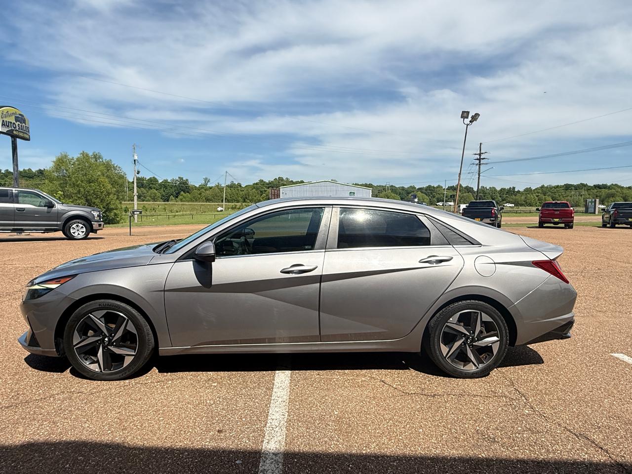 Hyundai Elantra SEL 2022