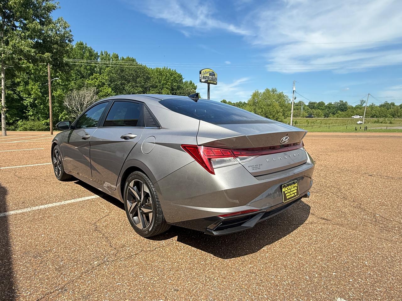 Hyundai Elantra SEL 2022