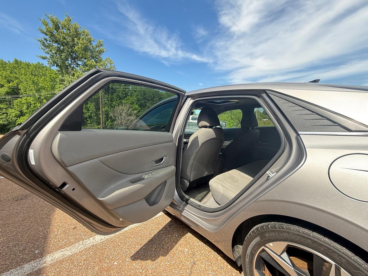 Hyundai Elantra SEL 2022