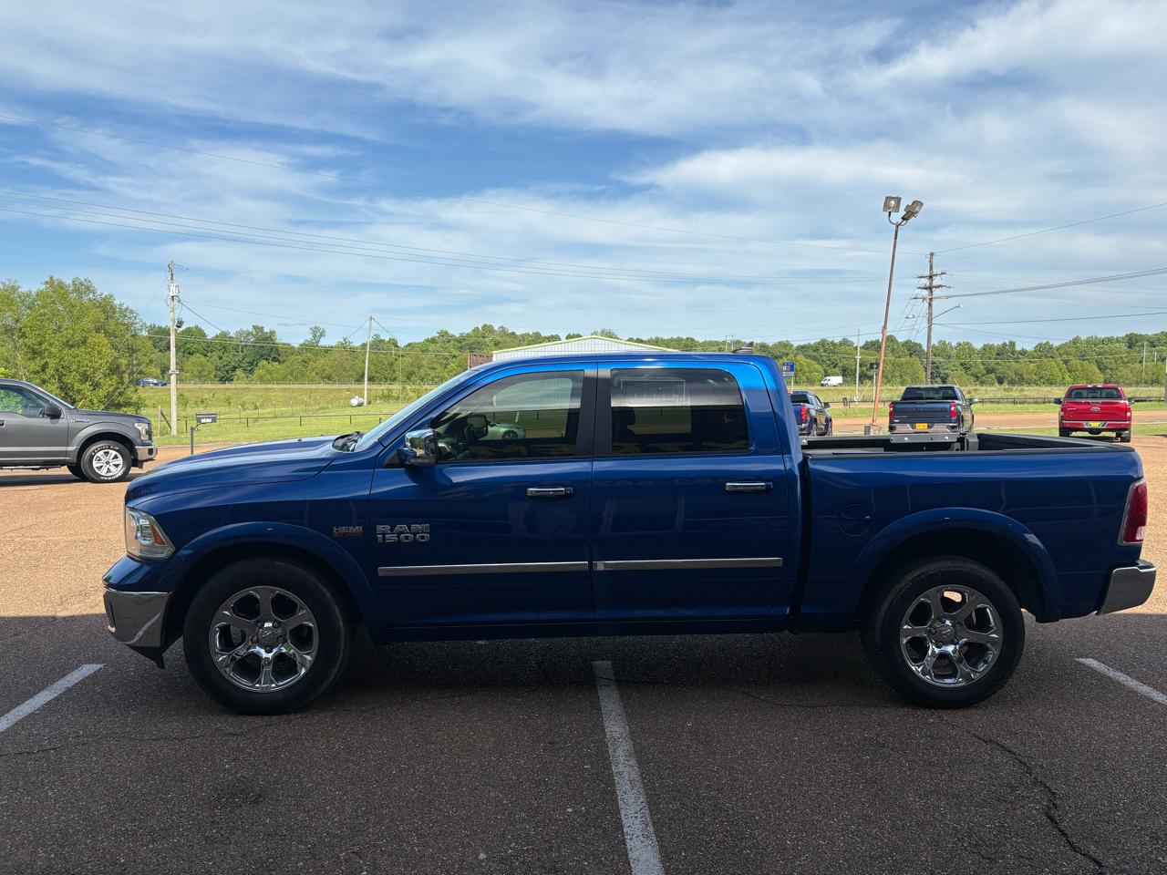 RAM 1500 Laramie Crew Cab SWB 2WD 2017