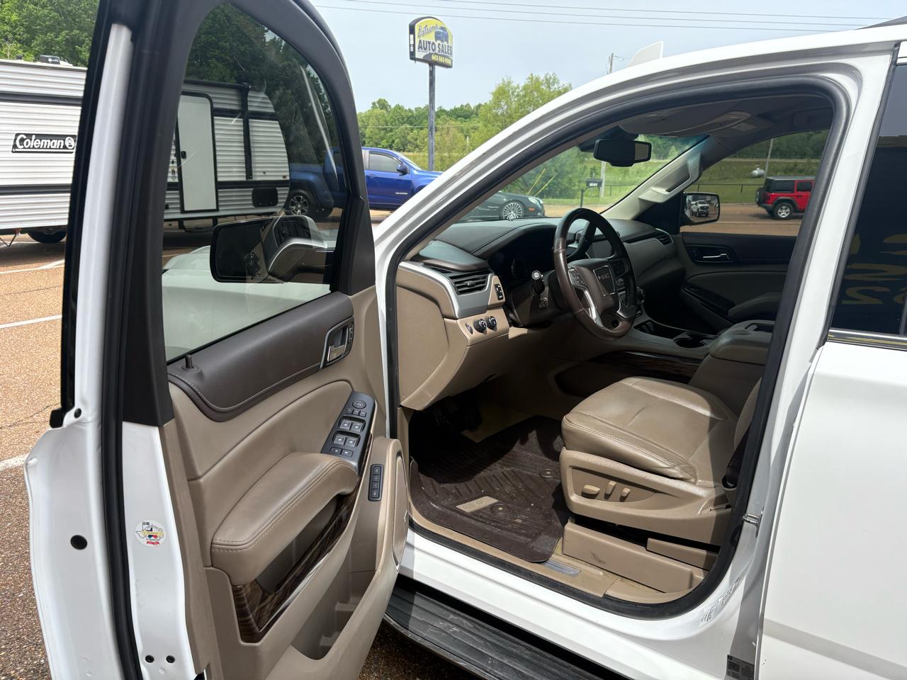 GMC Yukon SLT 4WD 2017