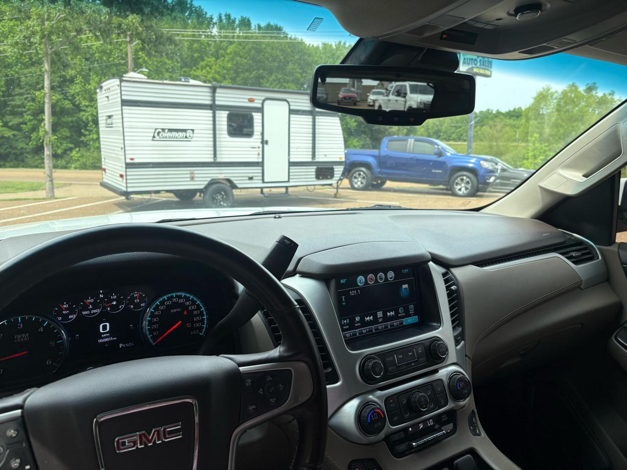 GMC Yukon SLT 4WD 2017