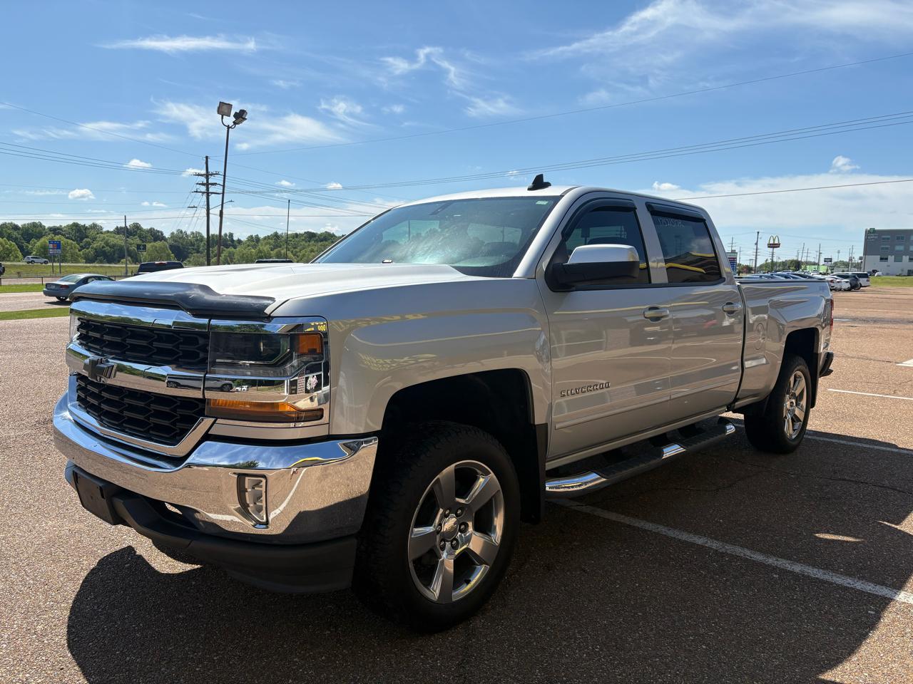 Chevrolet Silverado 1500 LT Crew Cab 4WD 2017