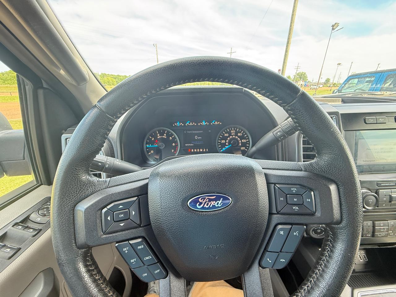 Ford F-150 XLT SuperCrew 5.5-ft. Bed 4WD 2016