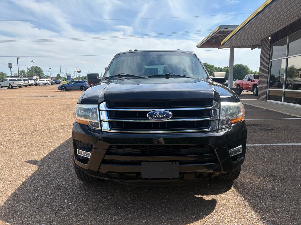 Ford Expedition XLT 2WD 2016