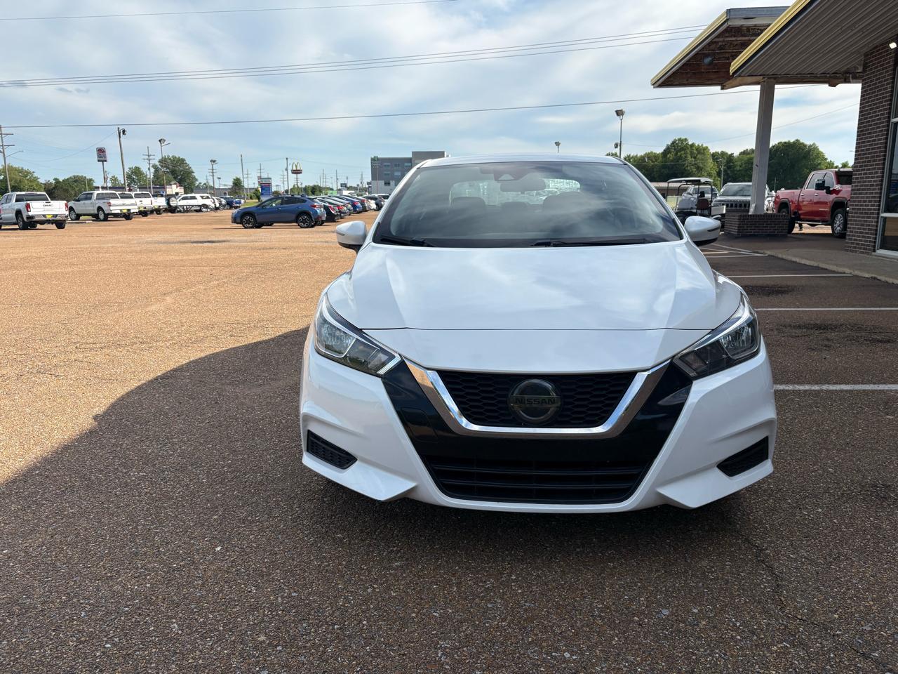 Nissan Versa SV 2020