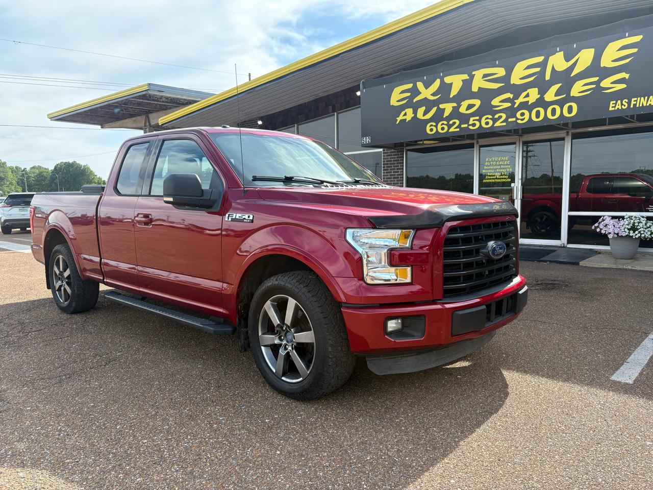 Ford F-150 XL SuperCab 6.5-ft. Bed 2WD 2015