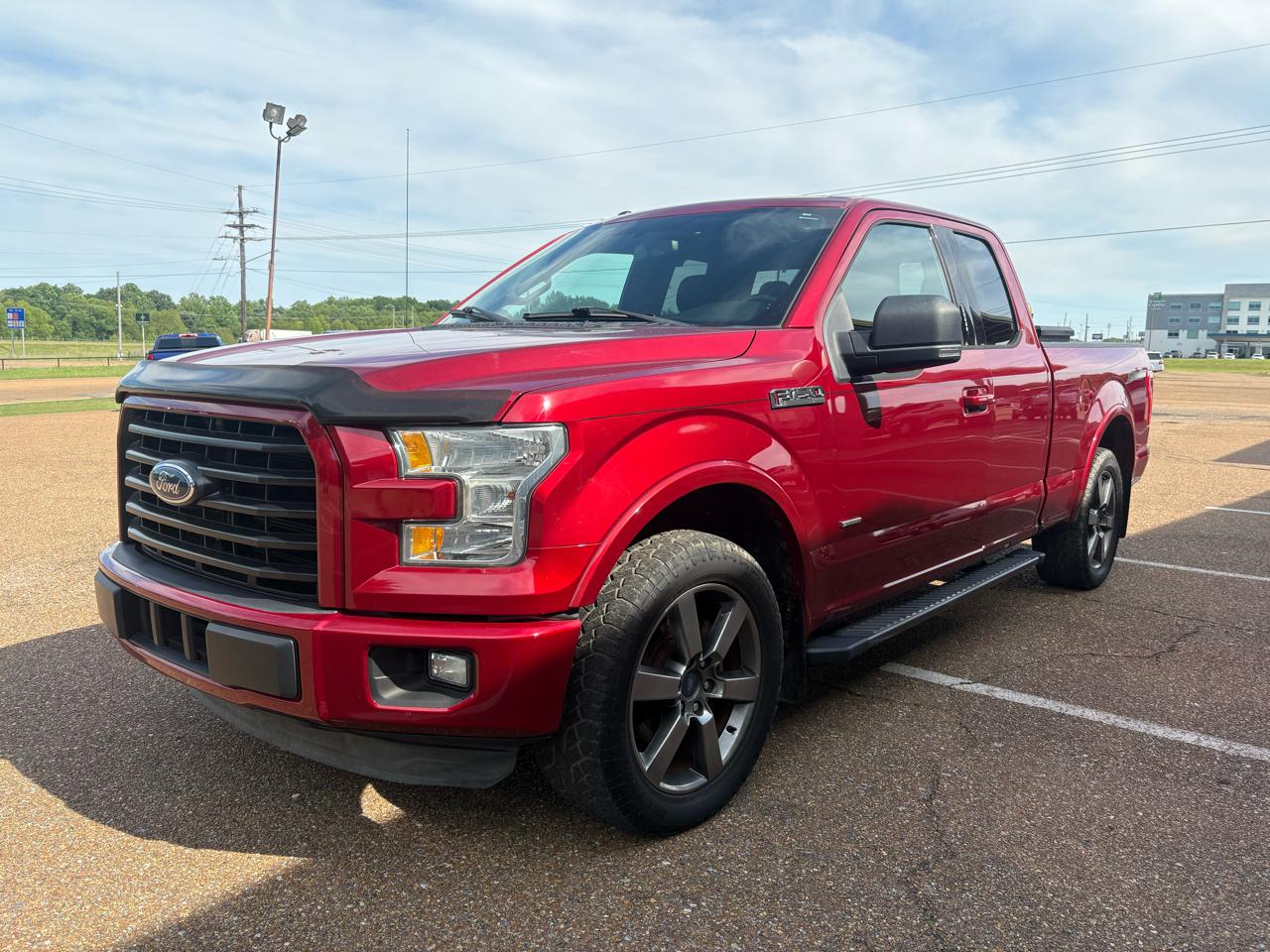 Ford F-150 XL SuperCab 6.5-ft. Bed 2WD 2015