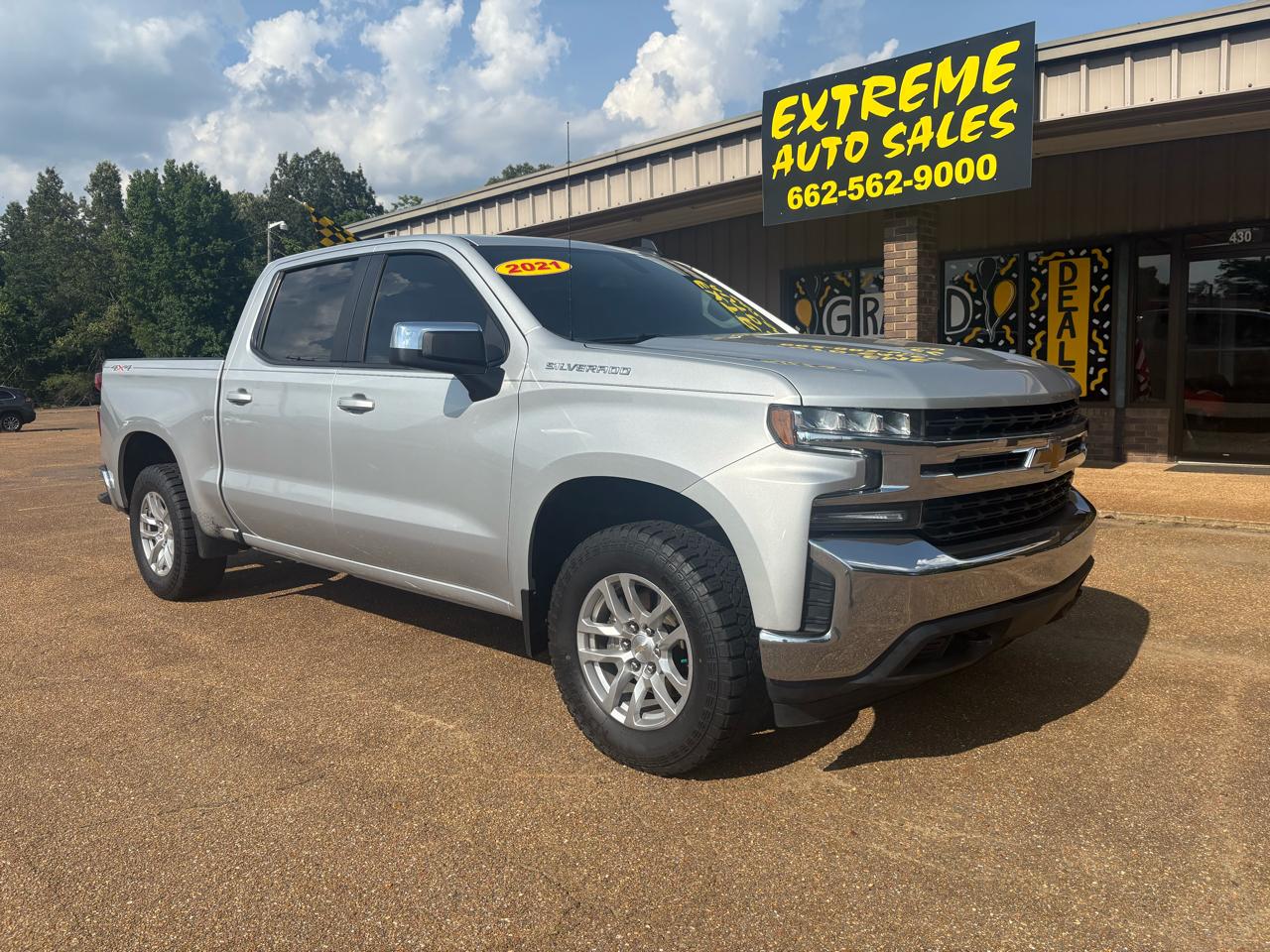 Chevrolet Silverado 1500 LT Crew Cab 4WD 2021