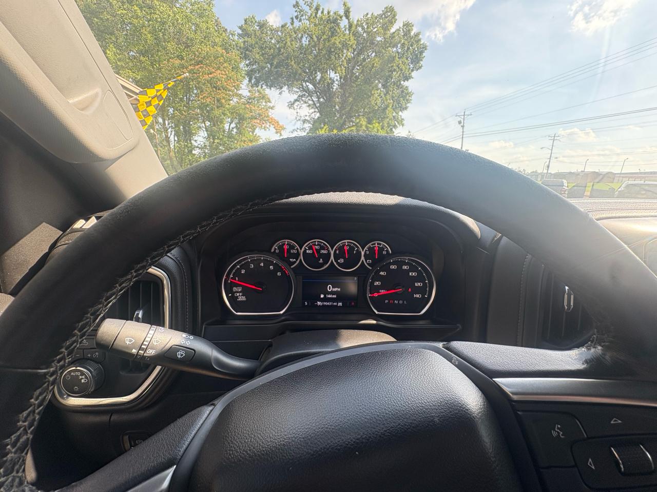 Chevrolet Silverado 1500 LT Crew Cab 4WD 2021