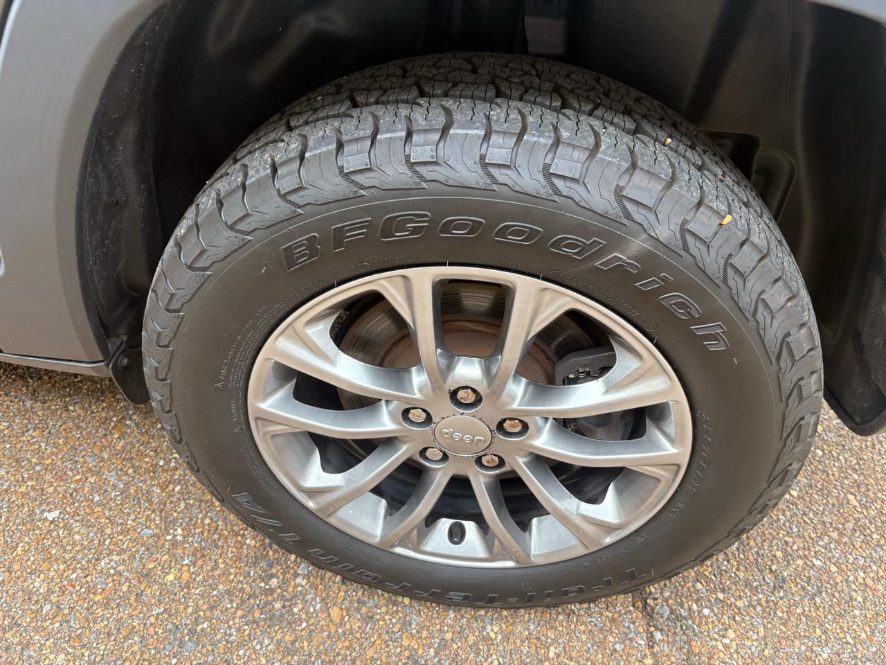 Jeep Cherokee Latitude Plus 4WD 2019