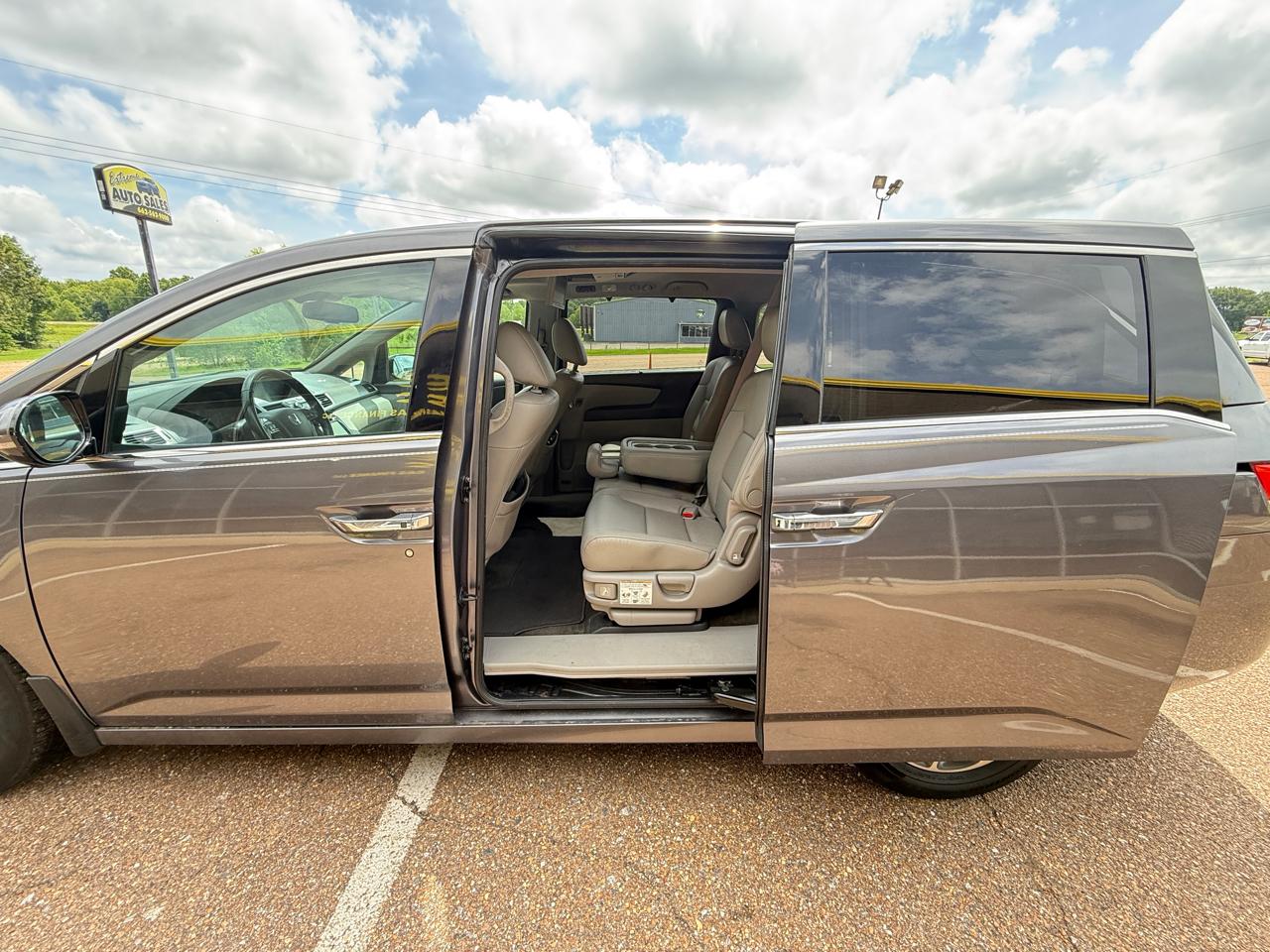 Honda Odyssey Touring 2015