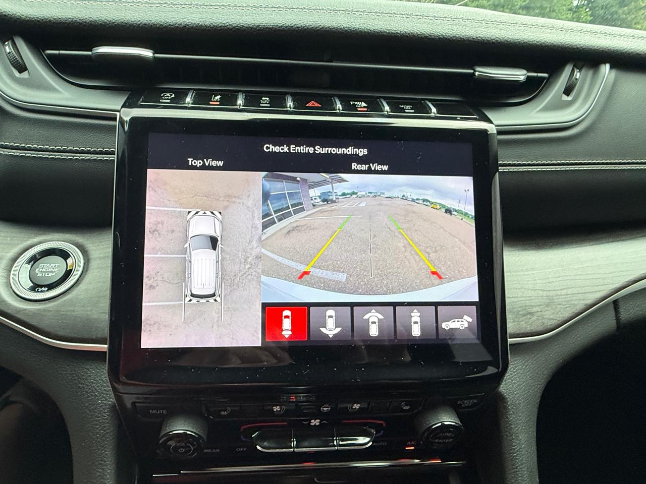 Jeep Grand Cherokee L Limited 2WD 2023
